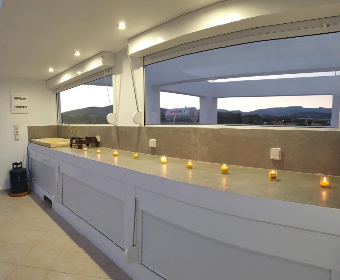 Sea Breeze Villa 哈拉奇 外观 照片